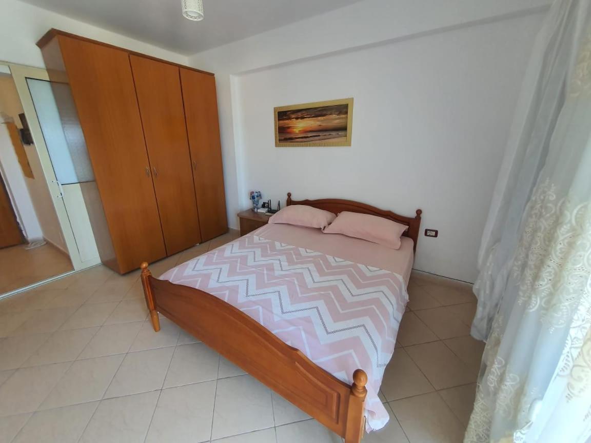 Апартаменты Eva Apartament Влёра Номер фото
