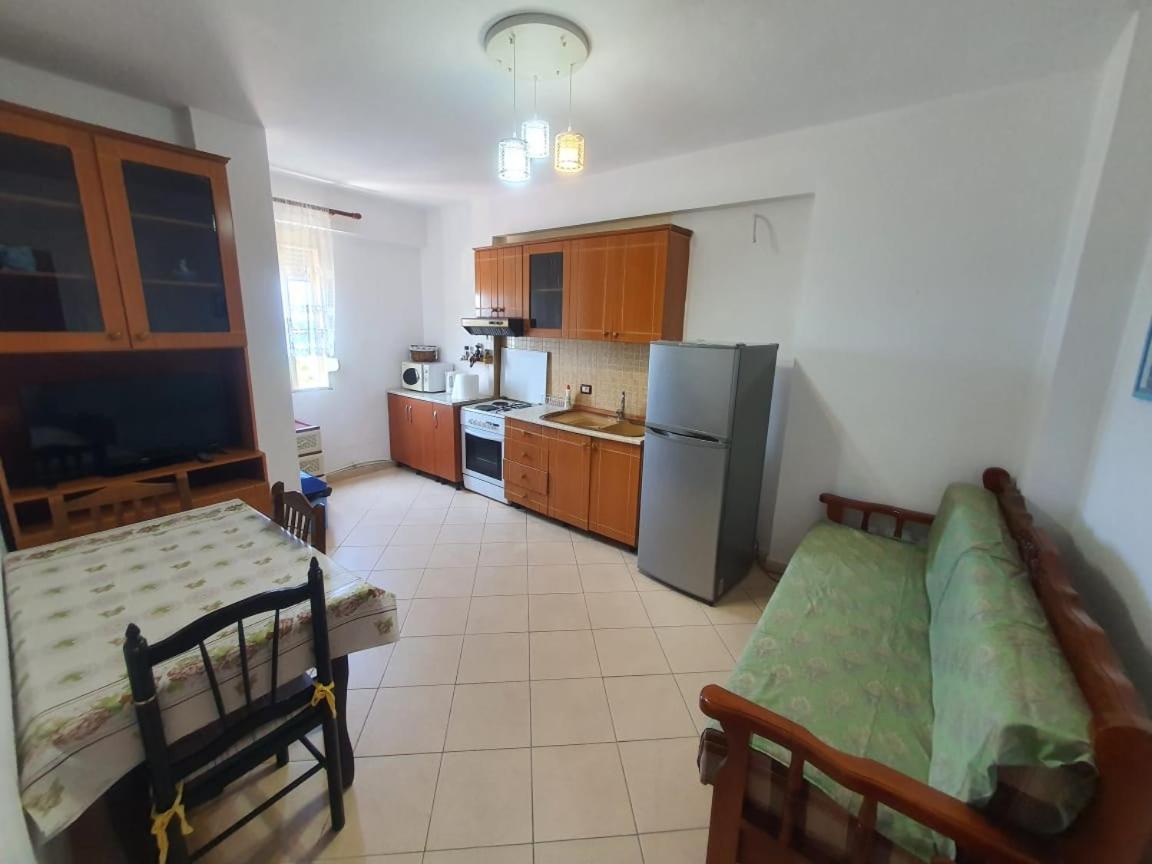 Апартаменты Eva Apartament Влёра Номер фото